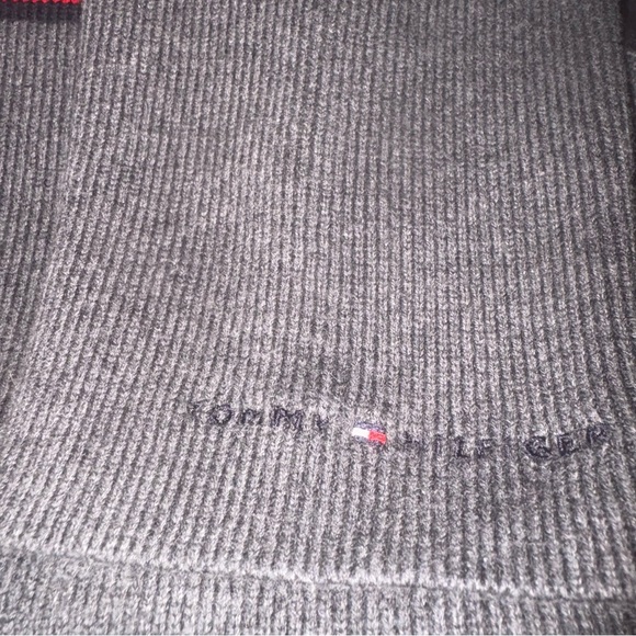 Gray Tommy Hilfiger Women's Sweater - Picture 6 of 7